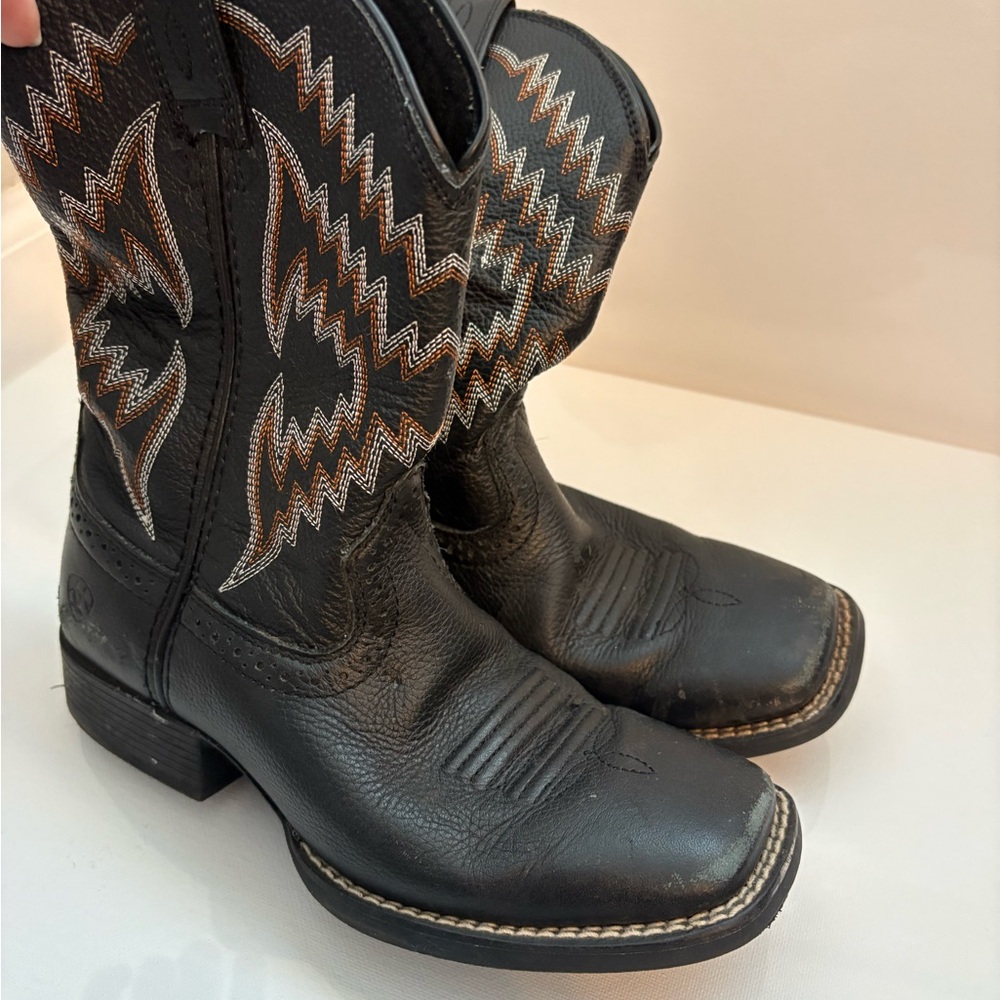 Black Western Ariat Kids Cowboy Boots with Embroidered Design
